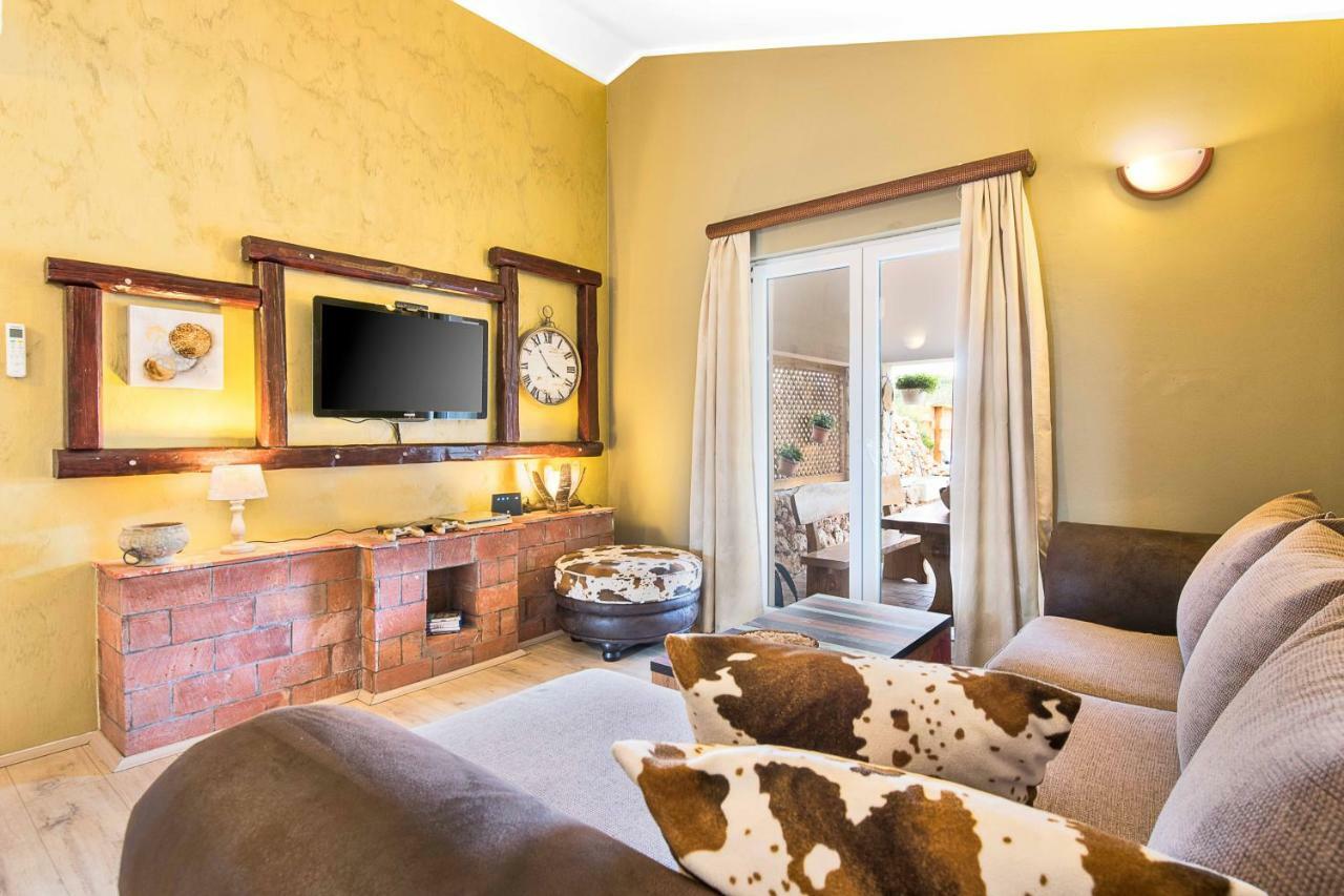 Haus Holiday home *
